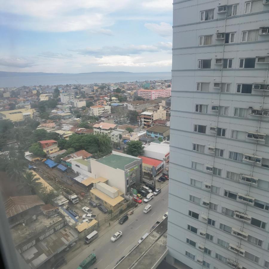 Avida Davao Condos, Downtown Cm Recto Avenue, Davao City Extérieur photo
